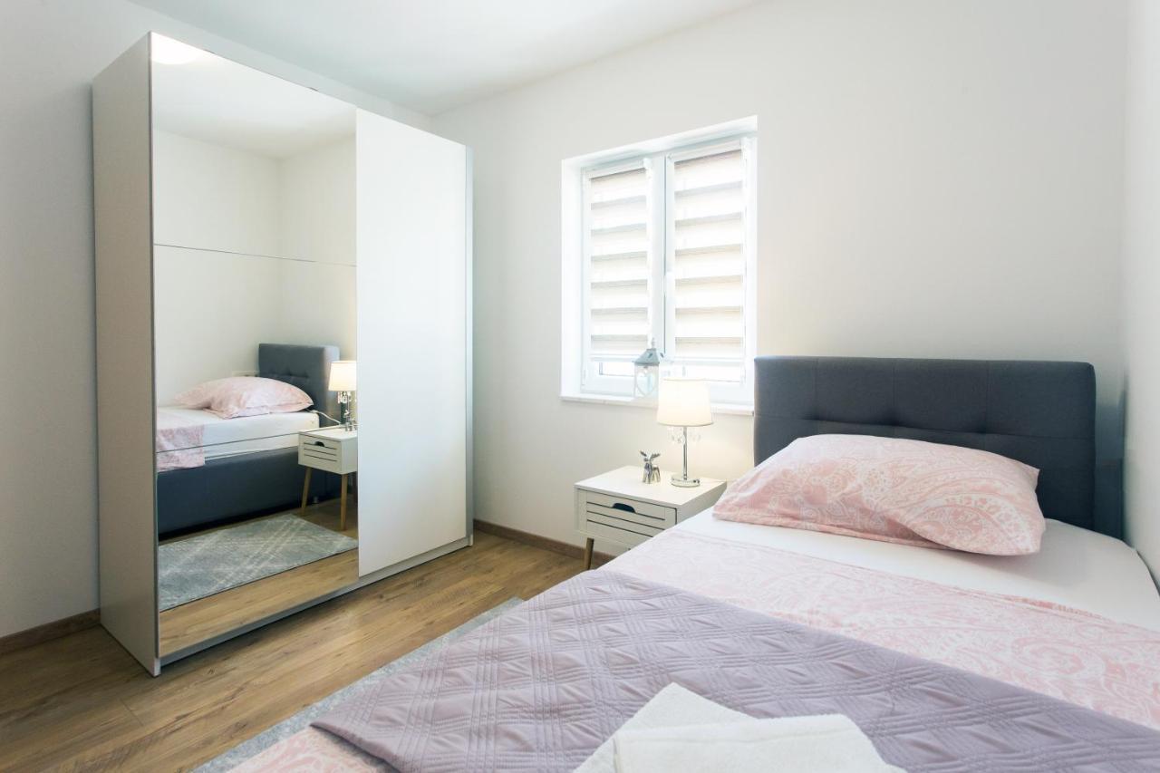 Villa Ivano With Sea&Mountain View Kaštel Stari 外观 照片