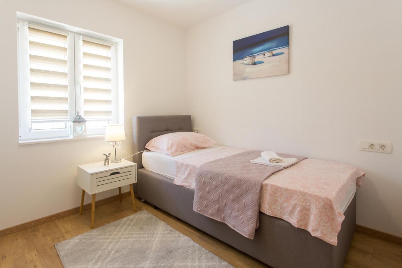 Villa Ivano With Sea&Mountain View Kaštel Stari 外观 照片