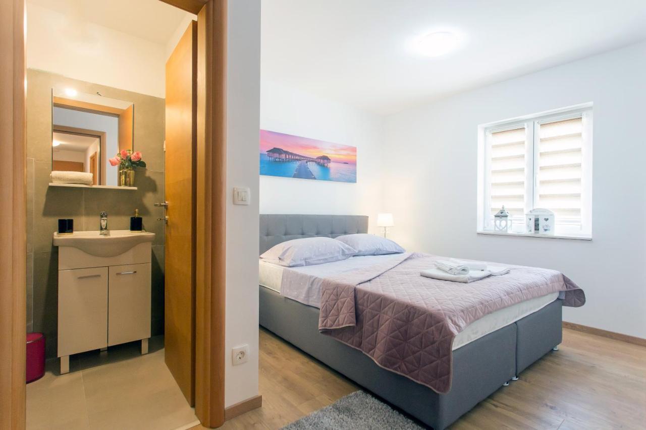 Villa Ivano With Sea&Mountain View Kaštel Stari 外观 照片